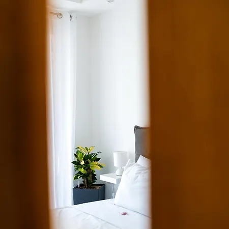 The Se7en10 St. Julian's