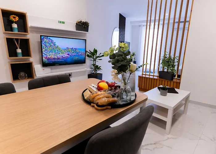 Stylish Place In St Julians *