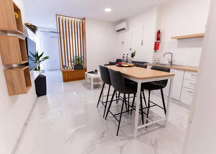 Stylish Place In St Julians *